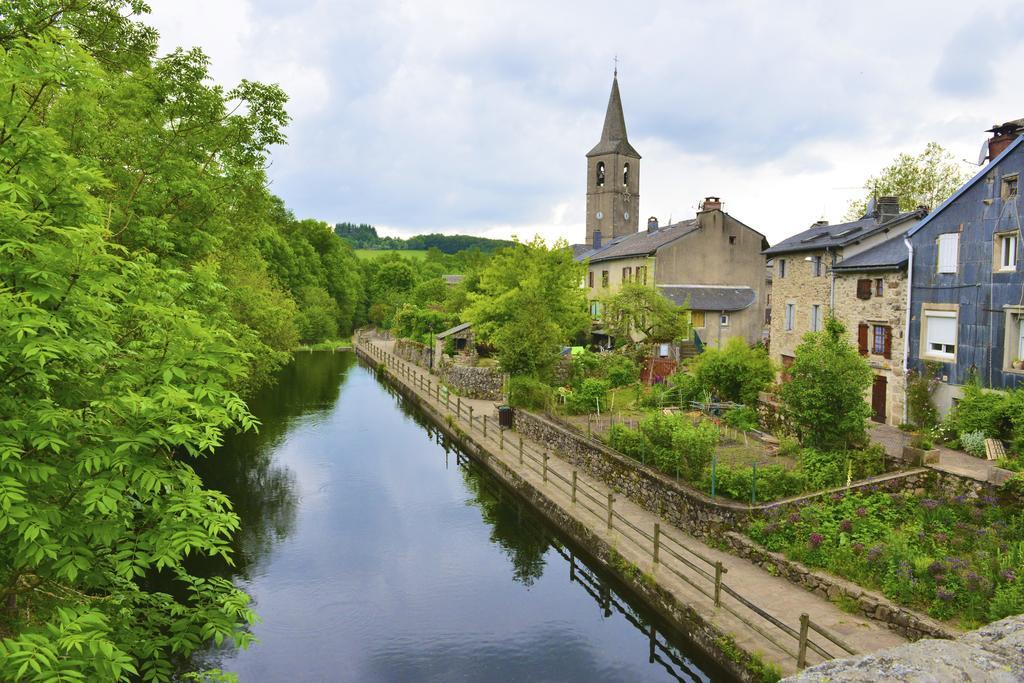 Logis Hotel Auberge De L'Espinouse Fraisse-sur-Agout Exteriör bild